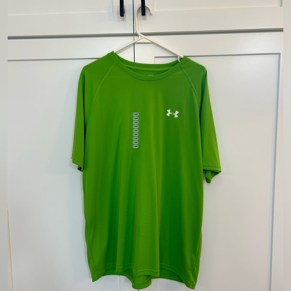 Men’s Under Armour Shirt